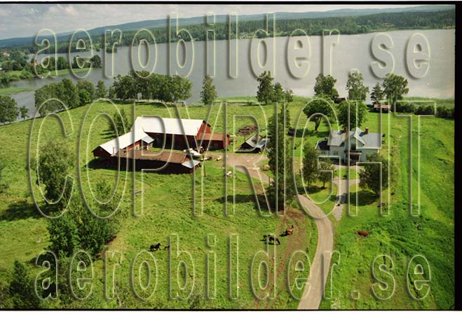 FFF 98-8905, #1. FFF 98-8905_0001 (Uppges vid kontakt med Svenska Aero-Bilder AB)